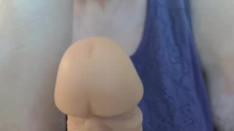 Snapshot of bigmarisella chatting on 09.19.25 Big Mari online show from 09.19.25