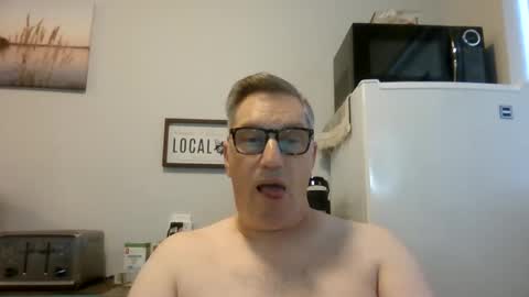 Snapshot of bignhard69_ chatting on 12.17.24 Bignhard696 online show from 12.17.24