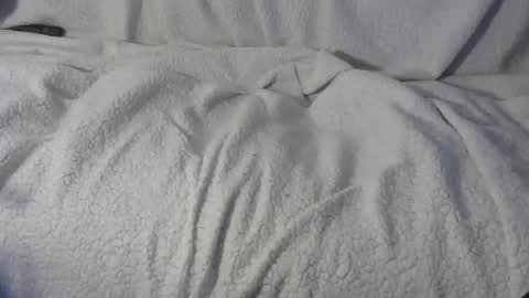 Snapshot of bigreallover chatting on 12.21.24 ...... online show from 12.21.24