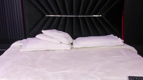 Zayra online show from 09.18.25