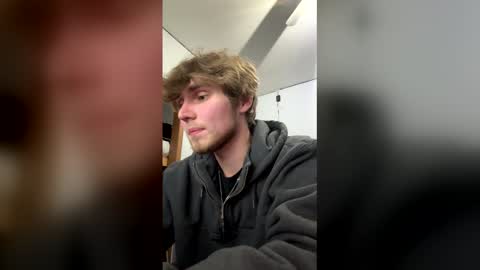 bigskinnyboyshh online show from 12.18.25