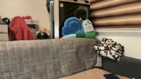 Snapshot of bigsurprise4u chatting on 01.08.25 Yna online show from 01.08.25