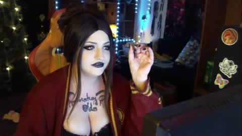Lealithhh online show from 12.02.25