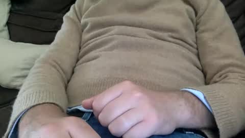 Snapshot of bigvic25cm chatting on 03.04.25 bigvic25cm online show from 03.04.25