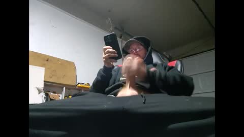 Snapshot of bigwc00 chatting on 10.24.25 bigwc00 online show from 10.24.25