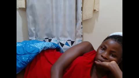 Snapshot of bilia_ebony chatting on 12.28.24 Bilia online show from 12.28.24