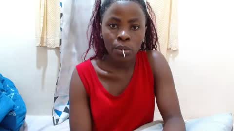 Snapshot of bilia_ebony chatting on 12.31.24 Bilia online show from 12.31.24