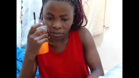 Snapshot of bilia_ebony chatting on 01.08.25 Bilia online show from 01.08.25