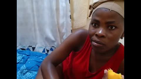 Snapshot of bilia_ebony chatting on 02.02.25 Bilia online show from 02.02.25