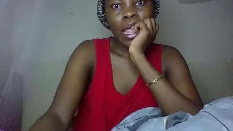 Snapshot of bilia_ebony chatting on 05.19.26 Bilia online show from 05.19.26