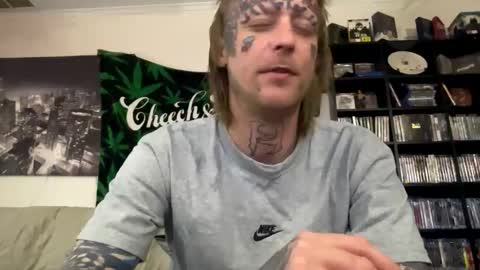 Snapshot of bimmyleanin420 chatting on 10.04.25 bimmyleanin420 online show from 10.04.25