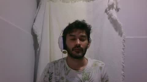 Snapshot of binhodm1 chatting on 12.03.24 binhodm1 online show from 12.03.24