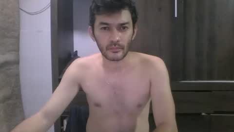 Snapshot of binhodm1 chatting on 01.17.25 binhodm1 online show from 01.17.25