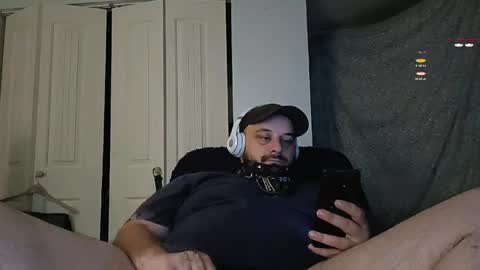 Snapshot of binkanator33 chatting on 04.18.26 johnnydepth333 online show from 04.18.26