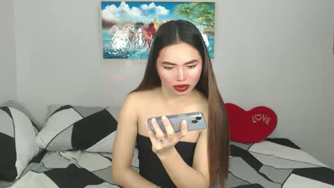 Kate online show from 12.19.25