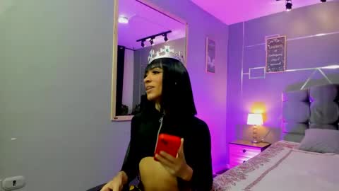  ..  .. online show from 10.03.25