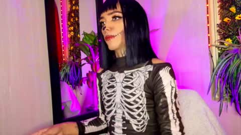  ..  .. online show from 10.14.25