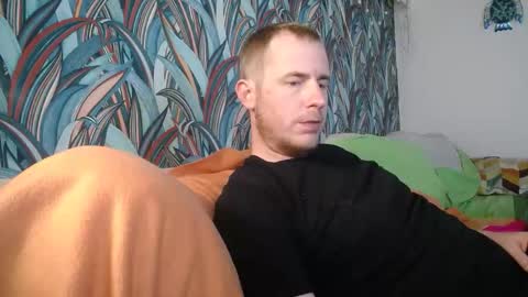 Snapshot of bizoukey15 chatting on 09.12.25 bizoukey15 online show from 09.12.25