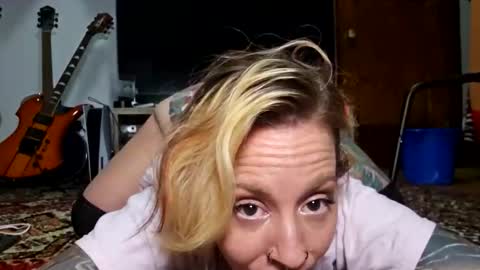 bizzybambino online show from 11.29.25