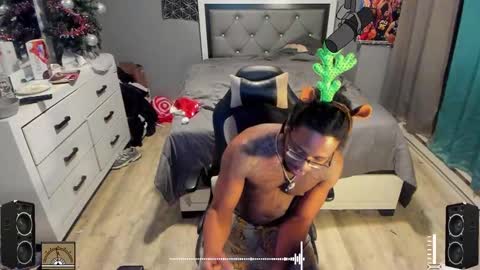 Snapshot of blaccanalmatters chatting on 12.14.24 Plant Base Streamers From Pennsylvania online show from 12.14.24