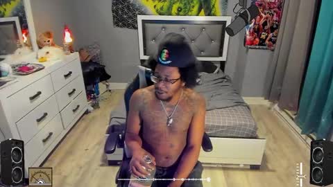 Snapshot of blaccanalmatters chatting on 02.08.25 Plant Base Streamers From Pennsylvania online show from 02.08.25