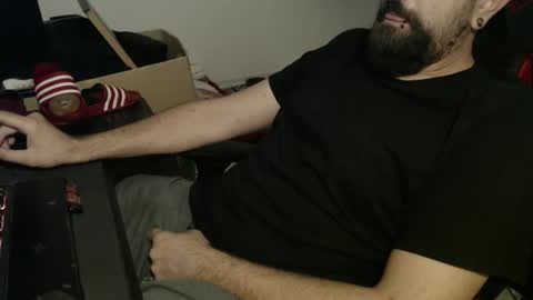 Snapshot of black_beard_slides chatting on 09.14.25 black_beard_slides online show from 09.14.25