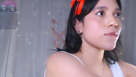Snapshot of black_dar_ chatting on 12.12.24 Sara online show from 12.12.24