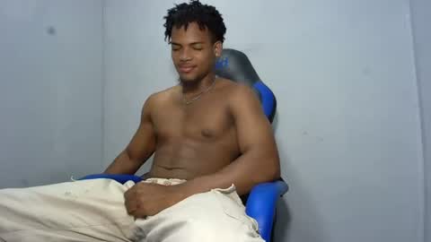 Snapshot of black_dicck chatting on 07.07.26 tu morenito online show from 07.07.26