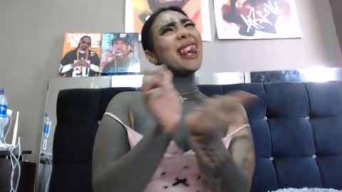 karenth soto online show from 12.21.24