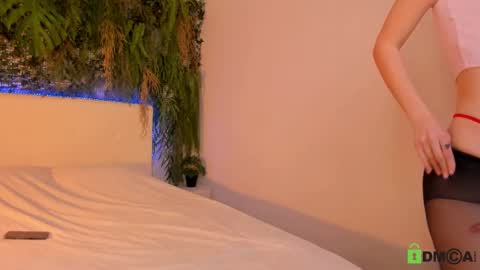 Jenny online show from 02.21.25