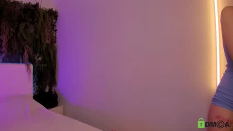 Jenny online show from 10.10.25