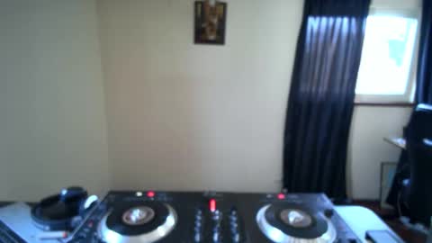 Snapshot of black_panther8686 chatting on 12.22.25 Black Panther8686 online show from 12.22.25