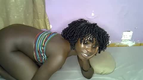 black_queeni online show from 11.28.25