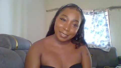 Snapshot of black_umbre chatting on 06.13.26 Dee online show from 06.13.26