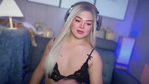 Snapshot of blackbarbiechantalxvx chatting on 03.04.25 blackbarbiechantalxvx online show from 03.04.25