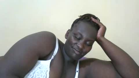 Snapshot of blackbeauty002 chatting on 03.12.26 PACIFICA online show from 03.12.26