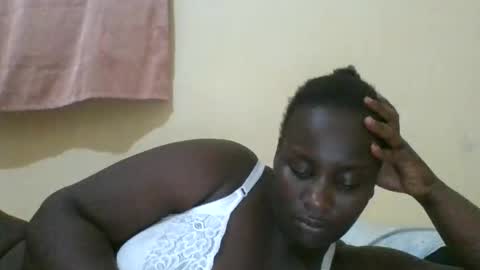 Snapshot of blackbeauty002 chatting on 04.10.26 PACIFICA online show from 04.10.26