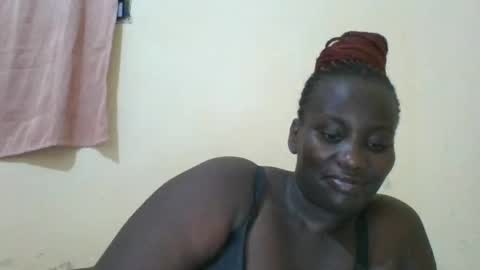 Snapshot of blackbeauty002 chatting on 05.06.26 PACIFICA online show from 05.06.26