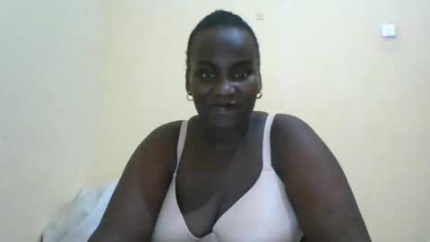 Snapshot of blackbeauty002 chatting on 05.26.26 PACIFICA online show from 05.26.26