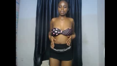Snapshot of blackbeauty60 chatting on 04.16.26 lela online show from 04.16.26