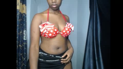 Snapshot of blackbeauty60 chatting on 05.07.26 lela online show from 05.07.26