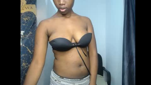 Snapshot of blackbeauty60 chatting on 05.08.26 lela online show from 05.08.26