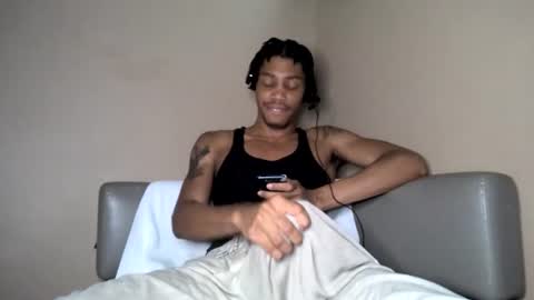 Snapshot of blackbulltitus chatting on 08.09.26 BlackBullTitus online show from 08.09.26
