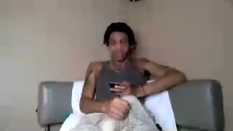 Snapshot of blackbulltitus chatting on 08.10.26 BlackBullTitus online show from 08.10.26