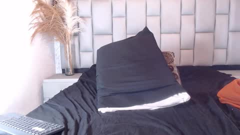 Black Emperador online show from 03.11.26