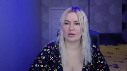 blackeyes11 online show from 12.20.25