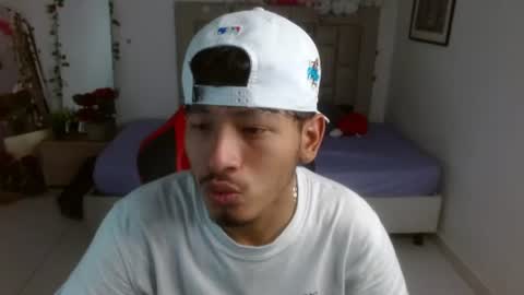 Snapshot of blackfox_desire chatting on 06.16.26 mateo online show from 06.16.26