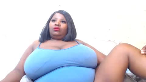 Snapshot of blackladyqx82 chatting on 08.04.26 blackladyqx82 online show from 08.04.26