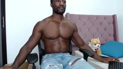 Twtter 1MikeBeckford            Onlyfns beckfordmike online show from 02.28.25