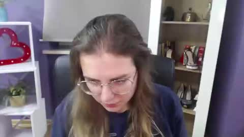 Z O E Y online show from 01.02.25